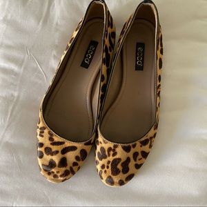 Ecco Calf Hair Leopard Flats Ladies size 8